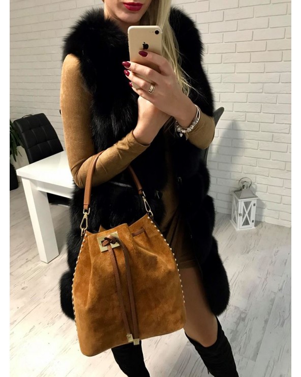 zamszowy worek z ćwiekami camel