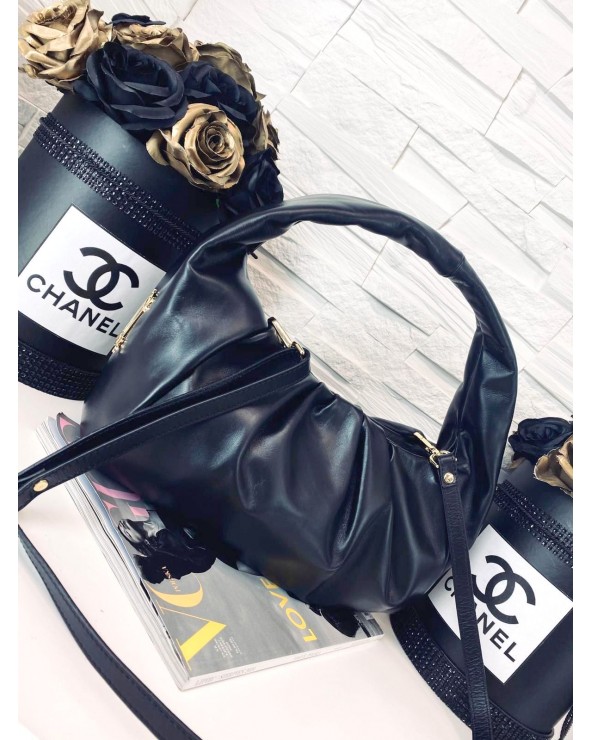 Torebka  w stylu Bottega Veneta sakwa Pouch czarna skórzana